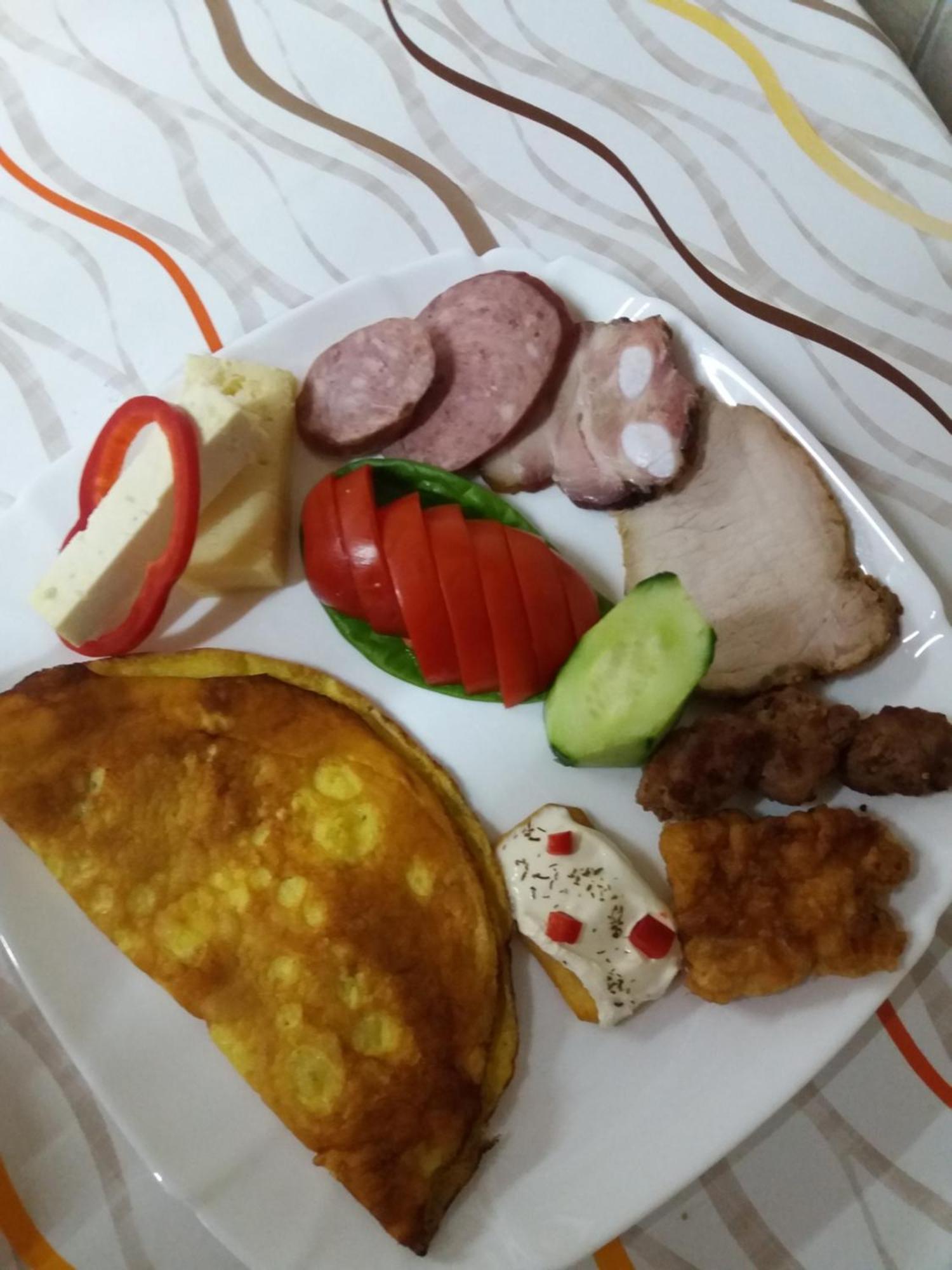 Pensiunea Serbeca Brosteni Kültér fotó